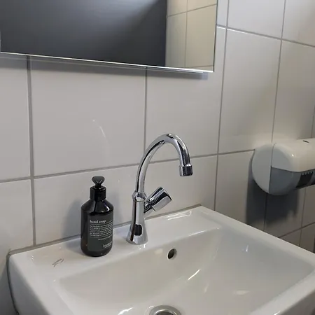 Appartement Pd23 Alte Feuerwache I 3min Cityhospital I 50m Supermarkt I Smarttv I P I Gemeinschaftskueche I Monteure I Kurzurlaub *