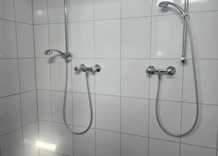 Pd23 Alte Feuerwache I 3min Cityhospital I 50m Supermarkt I Smarttv I P I Gemeinschaftskueche I Monteure I Kurzurlaub